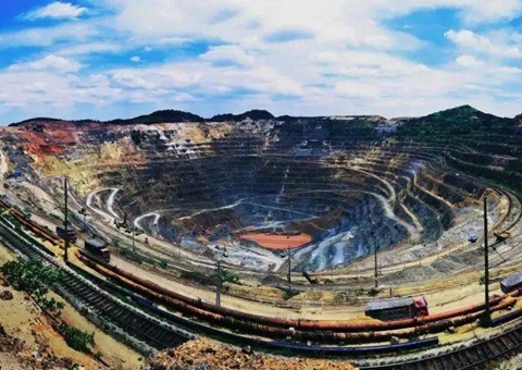 竞价341次，辽宁一磷铁矿出让额超1.4亿