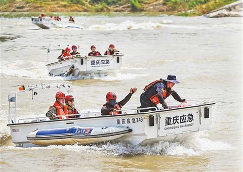超大城市现代化治理，沉庆更佑装数”