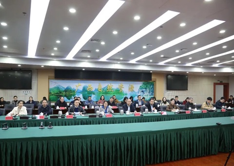 广西部署耕地；ず秃由铰袒占渥ㄏ罟婊僭旃ぷ “破局”耕林空间矛盾